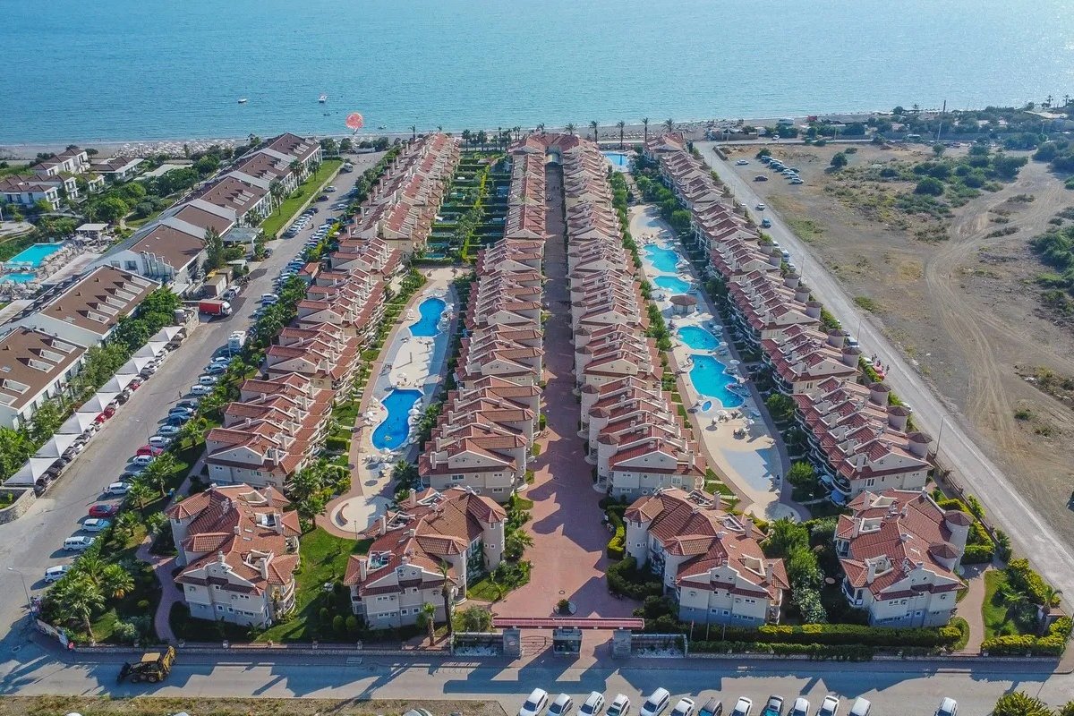 Seahorse-19 Sunset Beach Club Apartments for rent
